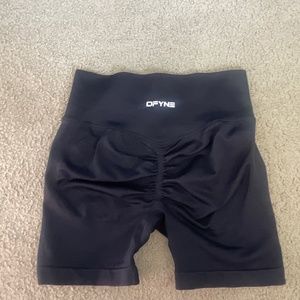 DFYNE shorts